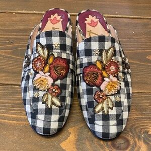 Floral Embroidered Checkered Women's Loafers